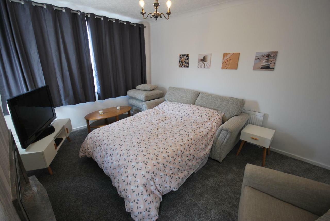 Belle'S Bungalow Villa Cleveleys Kültér fotó