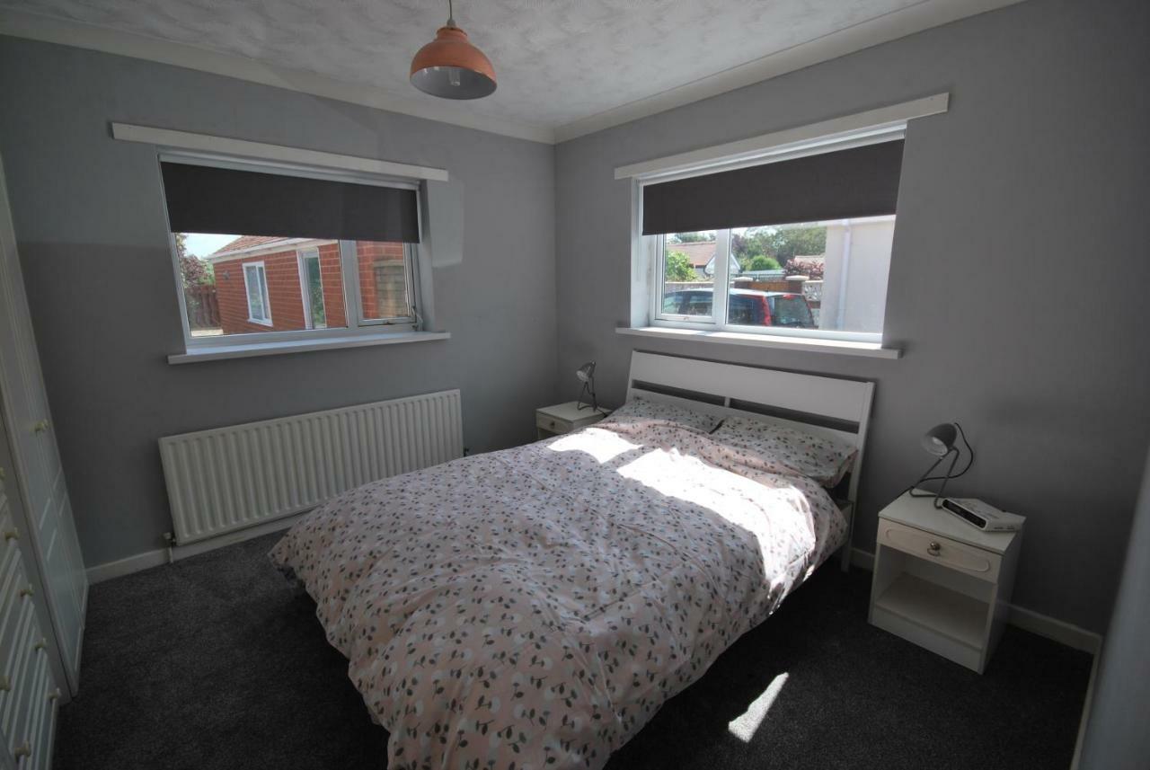 Belle'S Bungalow Villa Cleveleys Kültér fotó